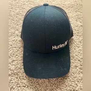 Black trucker style HURLEY hat
